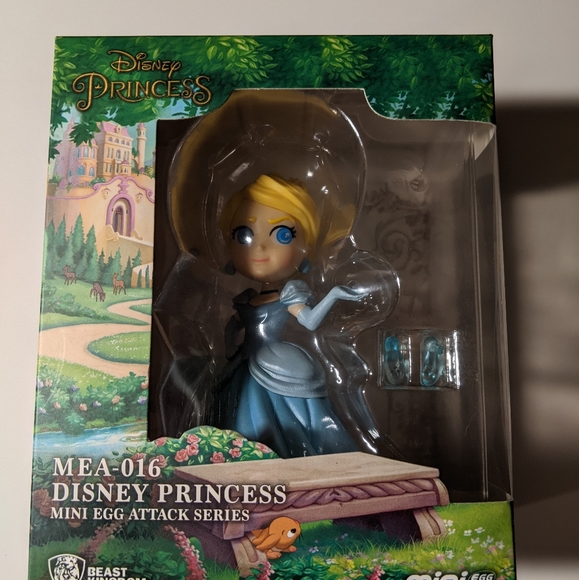 Cinderella Mini Egg Attack - Picture 1 of 2